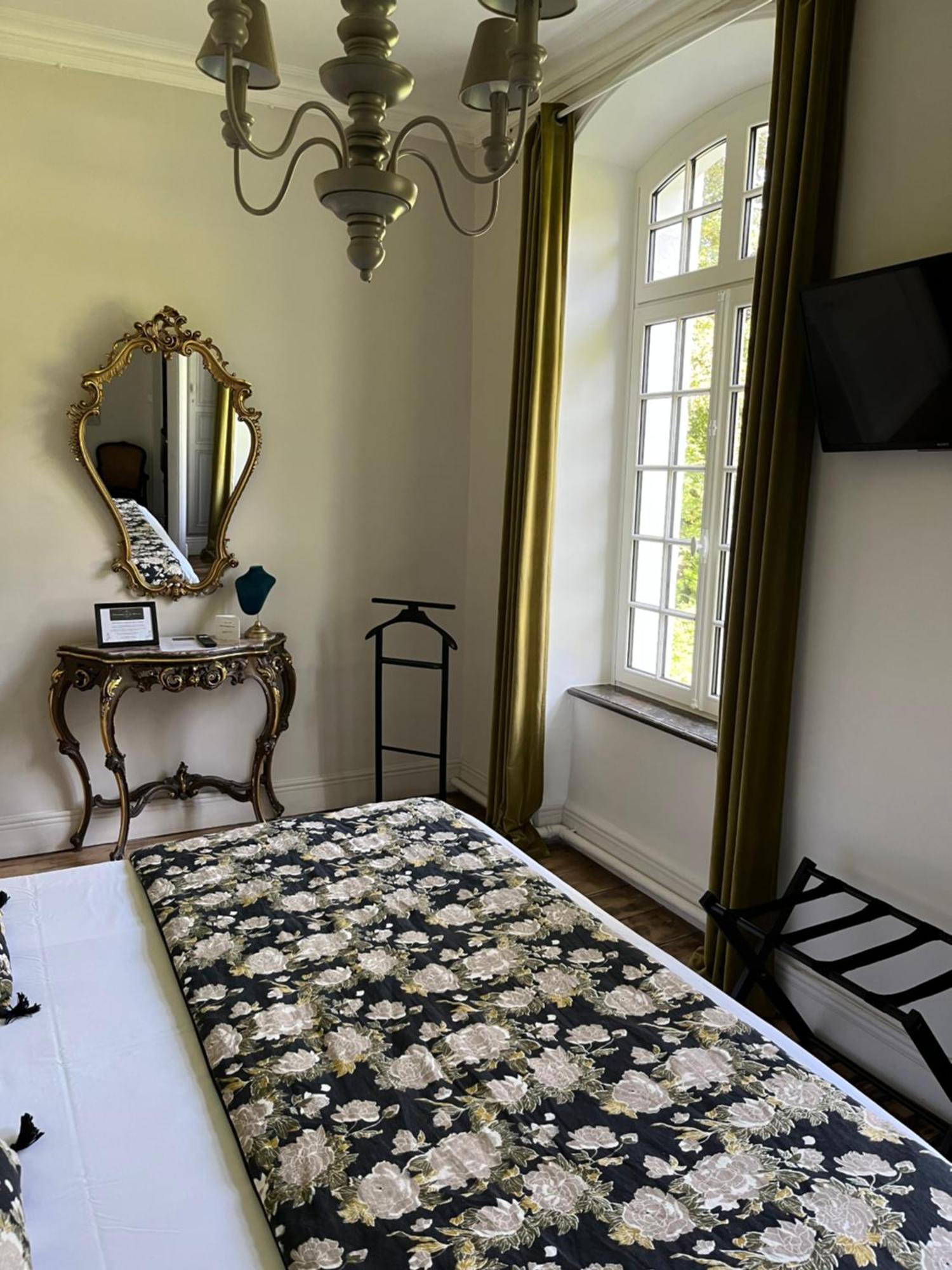 Domaine De La Course Bed & Breakfast Doudeauville Bagian luar foto